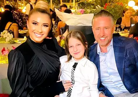 Laurențiu Reghecampf a venit acasă în lipsa Anamariei Prodan. Și-a vizitat fiul cel mic: „A făcut câteva poze și a plecat”