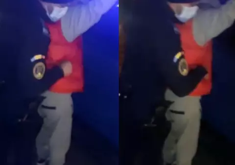 VIDEO | Un bărbat din Bucureşti a provocat panică într-un autobuz, după ce a scos un briceag şi a ameninţat pasagerii