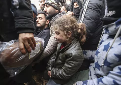 Aleksandr Lukaşenko cere să li se trimită hrană migranților de la granița cu Polonia, potrivit presei din Belarus