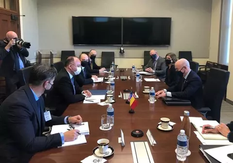 Cum poate scădea rata de refuz a vizelor SUA pentru români. Precizările MAE