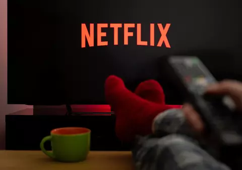 Filme Netflix decembrie 2021 – ce filme și seriale noi poți urmări toată luna