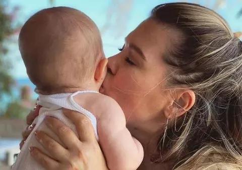 Gina Pistol nu are bonă pentru fiica ei. Smiley se implică în creșterea lui Josephine: „E foarte greu fără ajutor”