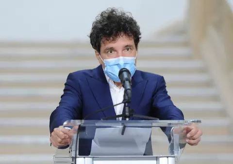 Primăria Capitalei întârzie stabilirea prețului final al gigacaloriei din această iarnă. Câți bani a cerut Nicușor Dan de la Guvern