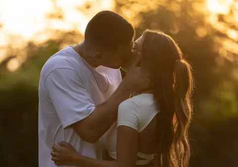 Adevărul despre sărutul dintre Mario Fresh și Mira. Au făcut primele declarații: „Timpul vindecă tot”