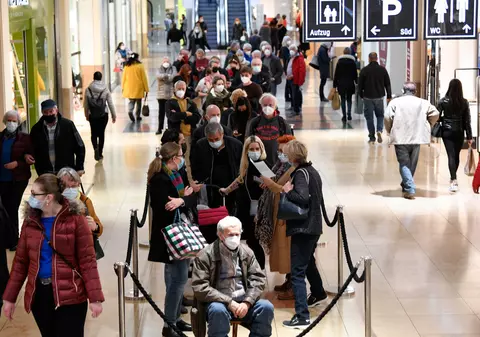 Cum arată restricțiile în Europa, în contextul apariției tulpinii Omicron