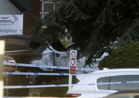 Cine era atacatorul sinucigaș care și-a detonat dispozitivul exploziv în fața unui spital din Liverpool