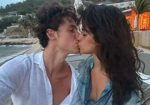 Shawn Mendes și Camila Cabello s-au despărțit după 2 ani de relație: „Am decis să încheiem”