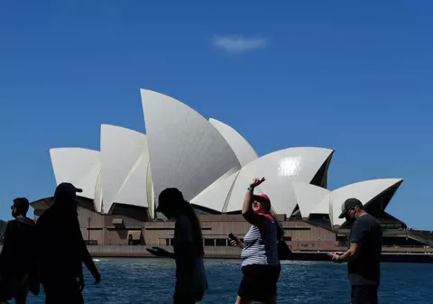 Australia confirmă două cazuri de infectare cu varianta Omicron. Sunt suspiciuni că tulpina a ajuns și în Danemarca