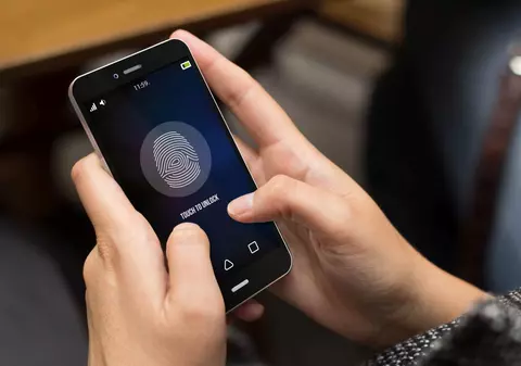 Cum deblochezi telefonul mobil dacă ai uitat codul PIN