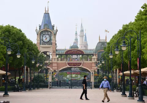 Disneyland Shanghai a fost închis în China din cauza unui singur caz de COVID-19