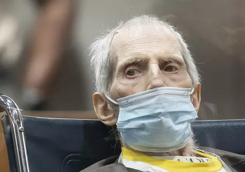 Milionarul american Robert Durst, deja condamnat pe viață într-un alt caz, pus sub acuzare pentru uciderea fostei soții
