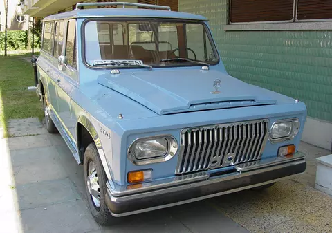 Unde a ajuns ARO-ul primit cadou de la Nicolae Ceaușescu de o legendă a Stelei. Suma uriașă luată pe el