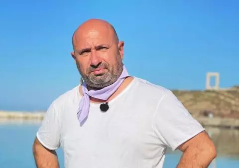 Cătălin Scărlătescu, vacanță alături de noua iubită. Ce au observat fanii în fotografia din aeroport