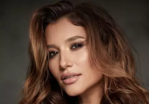 Claudia Pătrășcanu, schimbare radicală de look. Fosta soție a lui Gabi Bădălău e de nerecunoscut