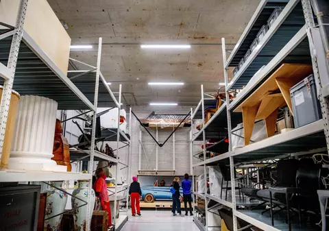 Joburi de Sărbători. Ce poți să faci și câți bani poți să câștigi