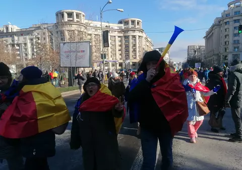 Peste 100 amenzi, în valoare de aproape 200.000 de lei, după protestul AUR de la Parlament