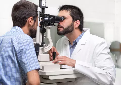Clinica de oftalmologie Omicron din Rusia cere să se schimbe denumirea noii tulpini de COVID