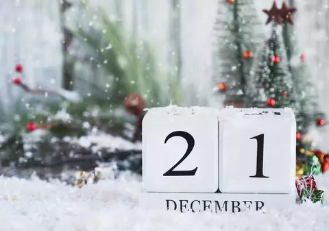 Solstițiul de iarnă 2021 - Tradiții și superstiții în cea mai scurtă zi din an