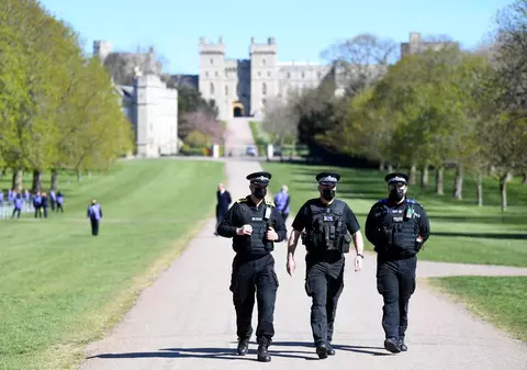 Bărbat înarmat, arestat după ce a pătruns ilegal de Crăciun în curtea Castelului Windsor din Marea Britanie