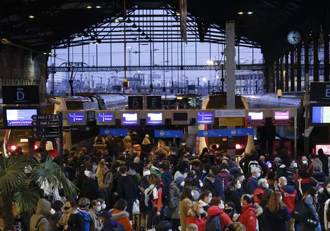 Recorduri de noi infectări în trei țări europene, de Crăciun. Franța, peste 100.000 de cazuri de COVID