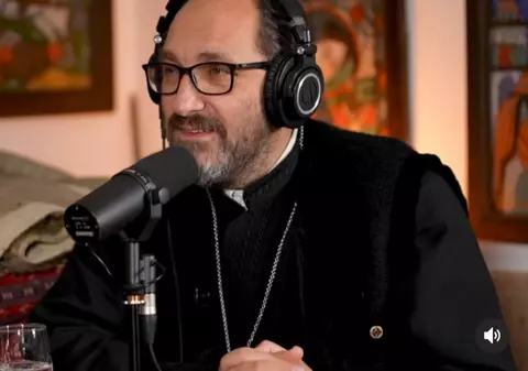 Pilda de Sărbători a părintelui Constantin Necula: „Ce trăim acum nu are nicio legătură cu Crăciunul! Noi alergăm pe lateral, cum pasează echipa națională a României”