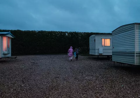 Cele două Românii din diaspora. Problema românilor educați care nu vor să stea alături de „căpșunari”