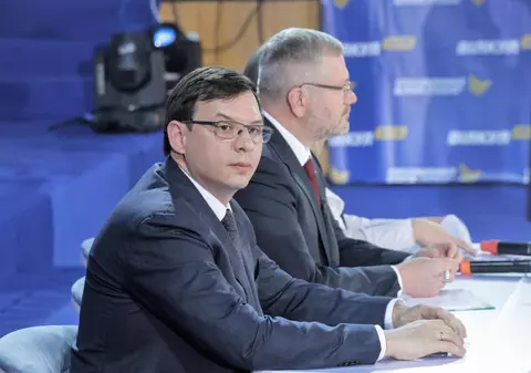 „Iubește țara cum iubesc câinii un baston”. Evgheni Muraev, politicianul indicat ca nou lider al Ucrainei în cazul invaziei, taxat pe o pagină de Facebook a Euromaidanului