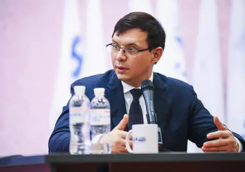 „Vremea politicienilor prooccidentali și proruși a trecut ireversibil". Cine este Evgheni Muraev, liderul care ar putea prelua puterea în Ucraina în cazul unei invazii