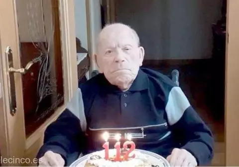 A murit cel mai în vârstă bărbat din lume. Spaniolul Saturnino de la Fuente Garcia avea aproape 113 ani