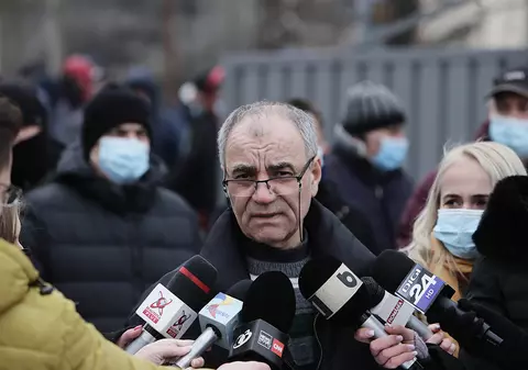 Nicuşor Dan şi Adrian Criţ, dați în judecată de sindicaliștii STB pentru ”declarații mincinoase” după greva din ianuarie