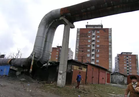 Jumătate din populația României are sub 10% din veniturile nete din țară. Despre ascensiunea naționalismului