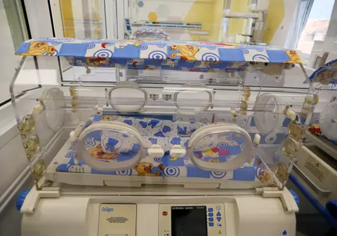 Copiii cu malformații cardiace vor putea fi operați, în continuare, în țară. Mii de bebeluși se nasc anual cu afecțiuni ale inimii