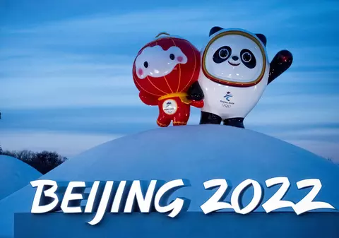 Mâncare gătită și servită de roboți la Jocurile Olimpice de Iarnă de la Beijing. Măsura neobișnuită luată pentru limitarea răspândirii COVID