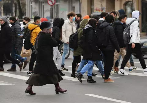 Rata de infectare cu COVID din București se apropie de pragul de 10 cazuri la mie