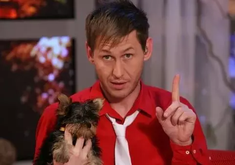 Ce face și cum arată Mircea Solcanu, după ce s-a retras din televiziune. Trăiește dintr-o pensie de handicap și are datorii la ANAF: „Mă descurc cu greu”