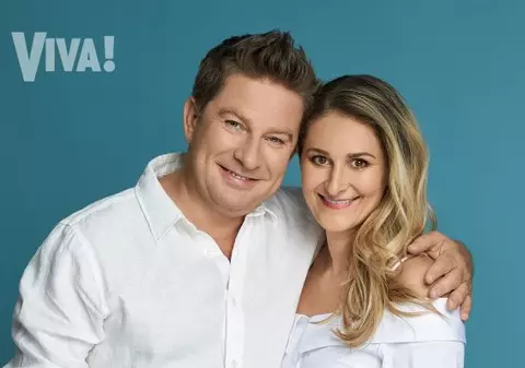 Fata cea mare a lui Pavel Bartoș a împlinit 18 ani. Eva seamănă perfect cu mama ei. „Te iubesc, te prețuiesc, te admir”