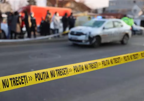 Maria, fetița lovită de o mașină de poliție în București, a fost externată. Care e starea copilei