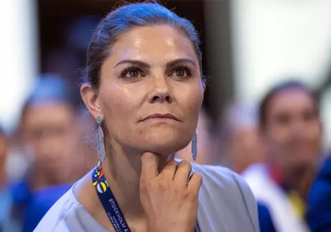 Prințesa moștenitoare a Suediei a fost testată pozitiv cu COVID-19 la mai puțin de un an de la prima infectare