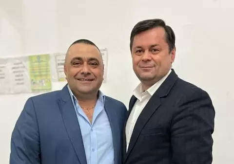 Primar din Gorj, amendat după ce a dat petrecere de ziua lui. Câte persoane a găsit Poliția în local