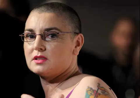 Sinead O’Connor anunță că fiul ei de 17 ani s-a sinucis. „Nimeni să nu-i urmeze exemplul”
