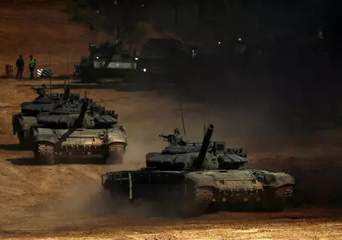 Casa Albă avertizează: „Rusia poate lansa în orice moment un atac în Ucraina”