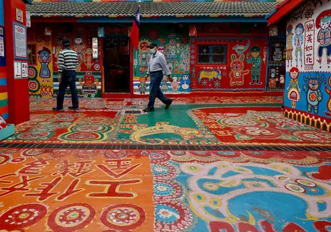 „Satul curcubeu” din Taiwan, o atracție în mediul online. Cum a fost salvat de la demolare