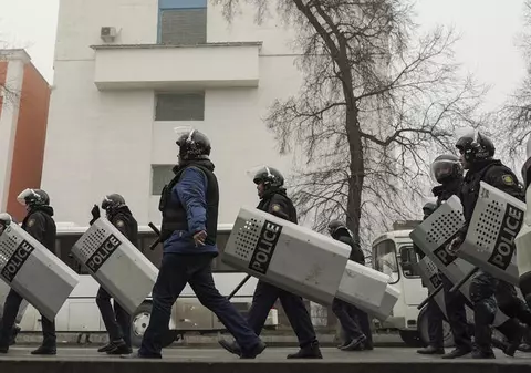 Cercetător la Universitatea „Babeș-Bolyai”, despre protestele din Kazahstan: „Oamenii sunt furioși față de nepotism, de dinastiile politice, de oligarhie”