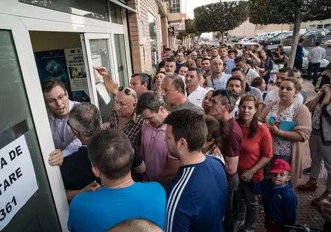 Ce-ar fi ca în loc să-i blamăm pe cei din diaspora să vorbim despre responsabilitatea statului român?