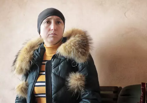 Mărturia unei mame din Ucraina care vine de trei ori pe săptămână în România pentru dializă: „La vamă, pe partea noastră, oamenii plătesc șpagă ca să treacă!”