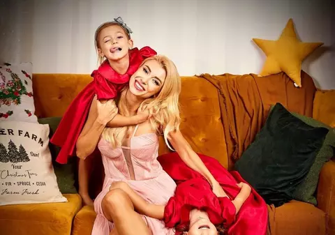 Andreea Bălan, lecții de parenting: „Iubirea de sine este de la mamă, iubirea de partener este de la tată”