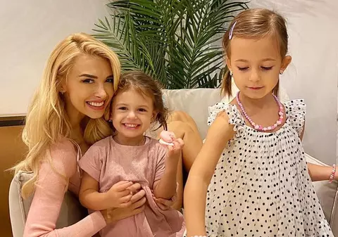 Andreea Bălan mai vrea un copil. Artista își dorește un băiat: „Aș putea să apelez la o mamă-surogat”