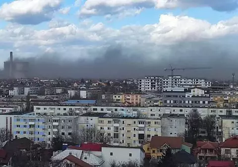 „Ne terorizează cu cenușă”. Complexul Energetic Oltenia, amendat cu 100.000 de lei pentru poluare în Craiova