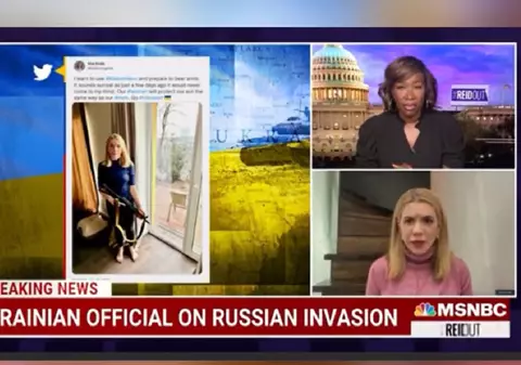 VIDEO | O deputată, înarmată cu un Kalashnikov, interviu din subsol la MSNBC: „Mă pregătesc să port arme. Ucrainenii vor rezista”