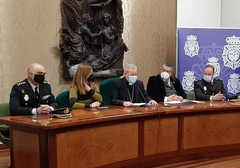 O bucată de tapisere din secolul al XVII-lea, furată în urmă cu 42 de ani, a fost găsită de poliția din Spania